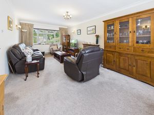 LOUNGE- click for photo gallery
